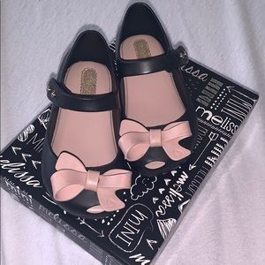 Mini Melissa size 7